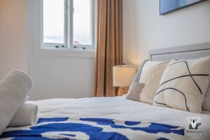 1 bedroom, WiFi, bed sheets - KozyGuru | Chippendale | Kozy Clean 1Bed Apt (Chippendale)