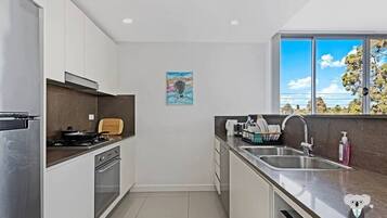 Fridge, microwave, oven, stovetop