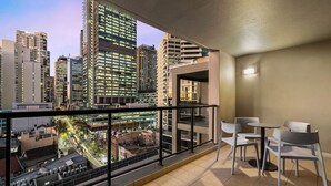 Unclassified image, 4 of 20, button - KozyGuru | Haymarket | High Level 2B APT (Haymarket)