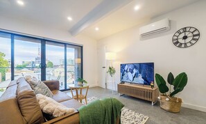 Living area - KozyGuru | Richmond | Cozy Unit and Parking near CBD (Cremorne)