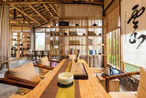 Business center - Bie You Dong Tian.Mountain home (Chengdu)