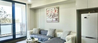KozyGuru | Wentworthville | 2 Bed 2 Bath Apt