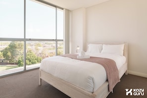 2 chambres, fer et planche à repasser, Wi-Fi, draps fournis