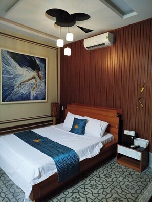 Classic Double Room | Free WiFi - KQ Hostel (Ho Chi Minh City)