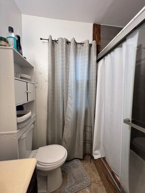 Handtücher, Toilettenpapier