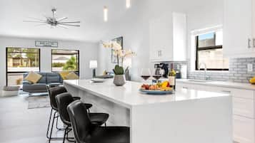 Kjøkkenutstyr og kjøkkenøyer