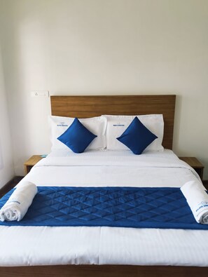 2 bedrooms, WiFi, bed sheets - Indipendent villa with a beautiful view of the city and the forest. (Kodaikanal)