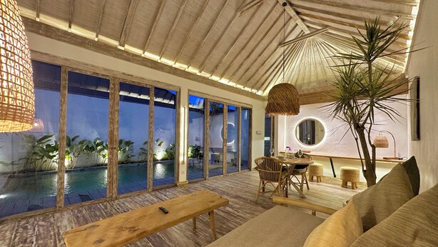 BoBos Villa Echo 6 | Living area | Flat-screen TV, offices - BoBos Echo (Canggu)