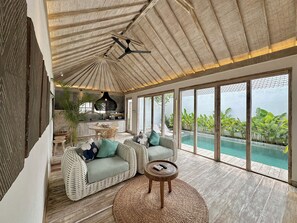 BoBos Villa Echo 9 | Living area | Flat-screen TV, offices - BoBos Echo (Canggu)