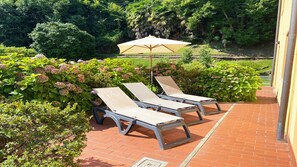 Terrace/patio - Magia del Lago  Apartment with terrace lake view (Stresa)