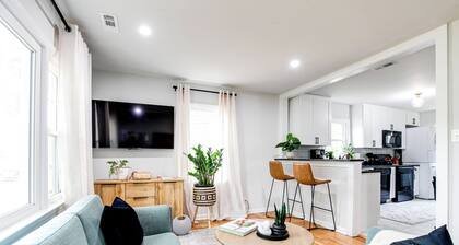 Bugalow near Airport - Private Yard, Close to City