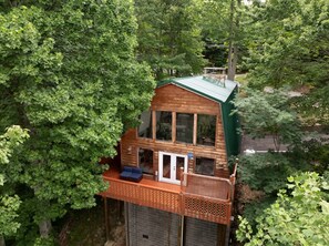 Exterior - Huge Mtn Views/3miles to Downtown/HotTub/3 Pools (Gatlinburg)