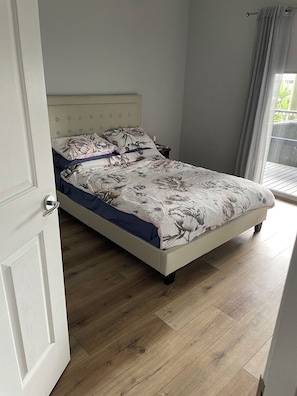 4 chambres, fer et planche à repasser, Wi-Fi