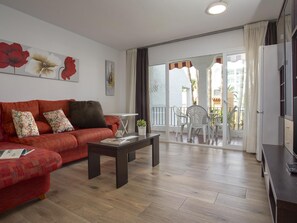 Télévision, table de tennis de table