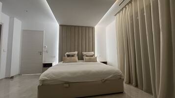 5 slaapkamers, een strijkplank/strijkijzer, gratis wifi, beddengoed