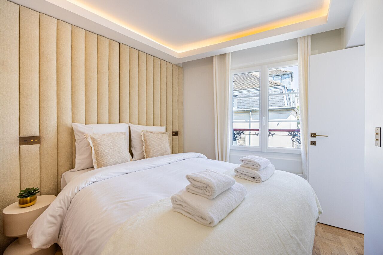 1 chambre, fer et planche à repasser, Wi-Fi gratuit, draps fournis