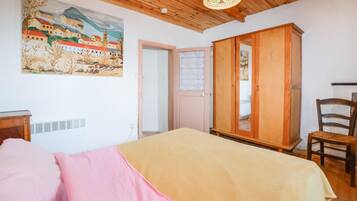 1 chambre, Wi-Fi gratuit, draps fournis