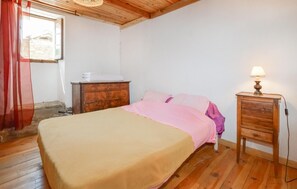 1 chambre, Wi-Fi gratuit, draps fournis