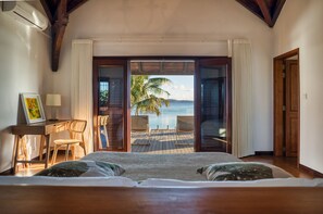 5 slaapkamers, een strijkplank/strijkijzer, gratis wifi, beddengoed