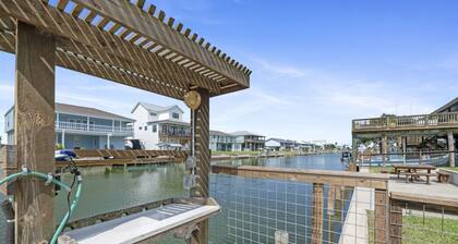Roseates Nest- Water View