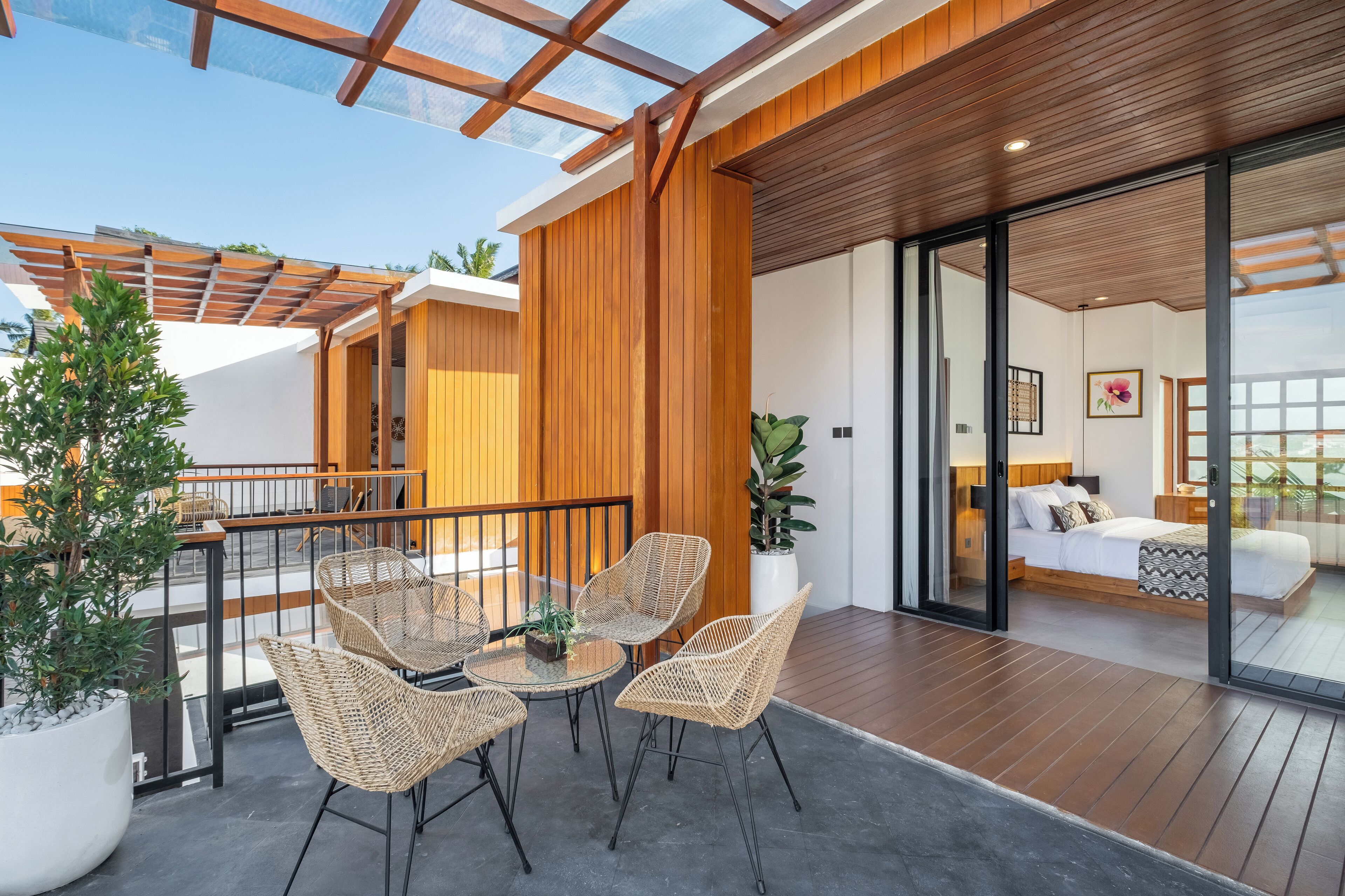 Standard Villa, Havuz Manzaralı | Balkon