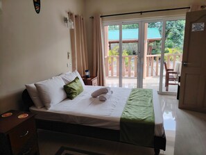 Apartment, Terrasse, Bergblick | 1 Schlafzimmer, Zimmersafe, Bügeleisen/Bügelbrett, kostenloses WLAN