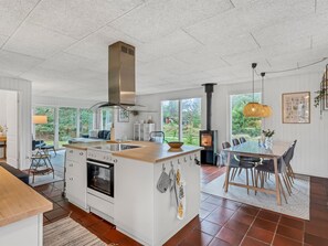 Réfrigérateur, lave-vaisselle