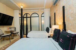 1 slaapkamer, een strijkplank/strijkijzer, gratis wifi, beddengoed