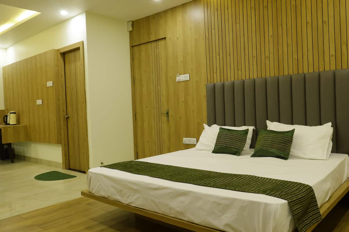 Luxury-Suite | 1 Schlafzimmer, hochwertige Bettwaren, Pillowtop-Betten, Schreibtisch