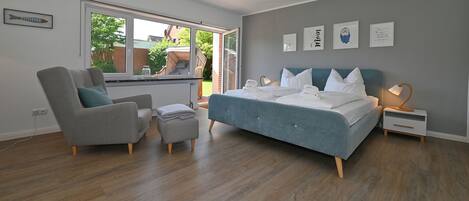 2 Schlafzimmer, Reisekinderbett, kostenloses WLAN