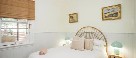 4 habitaciones, escritorio, tabla de planchar con plancha y wifi gratis