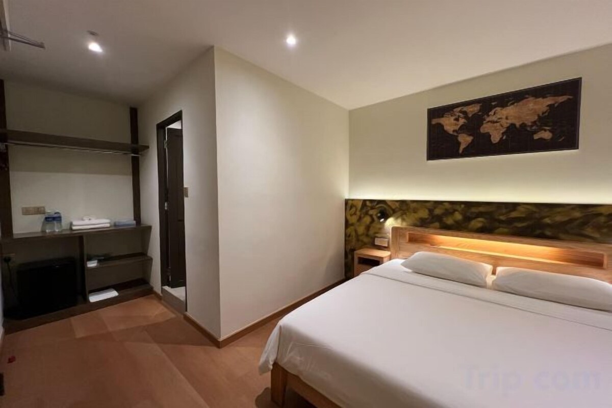 Superior Queen Room (No Window)