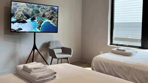 3 Schlafzimmer, Schreibtisch, Bügeleisen/Bügelbrett, WLAN