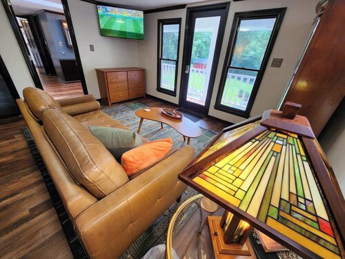 Heated Pool-Walkabout on 9 Parklike Private acres | Weddings | Reunions