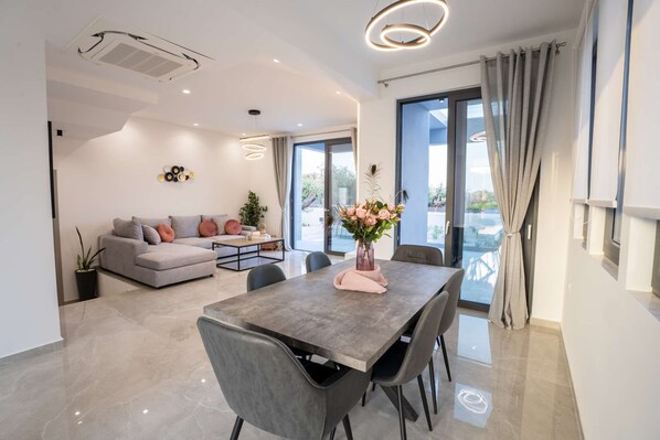 Dining - Villa Pasadra: a brand new, luxurious escape, just a 1-minute drive from the stunning Afandou Beach! (Rhodes)