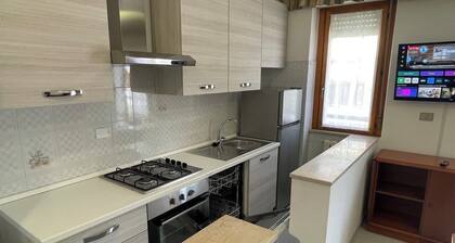 La Vedetta apartment, spacious accommodation with sea view terrace