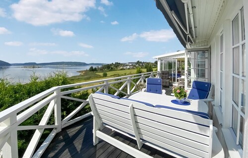Beautiful home in Uddevalla with WiFi