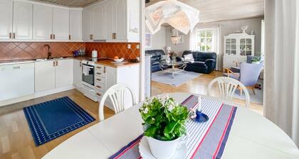 Beautiful home in Uddevalla with WiFi