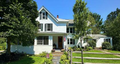 Private Unit in shared 1830 Farmhouse