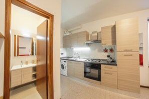 Private kitchen - Two-room apartment with terrace in the fair area of Verona (Verona)