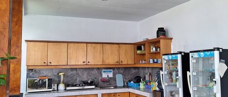 Açık havada yemek servisi