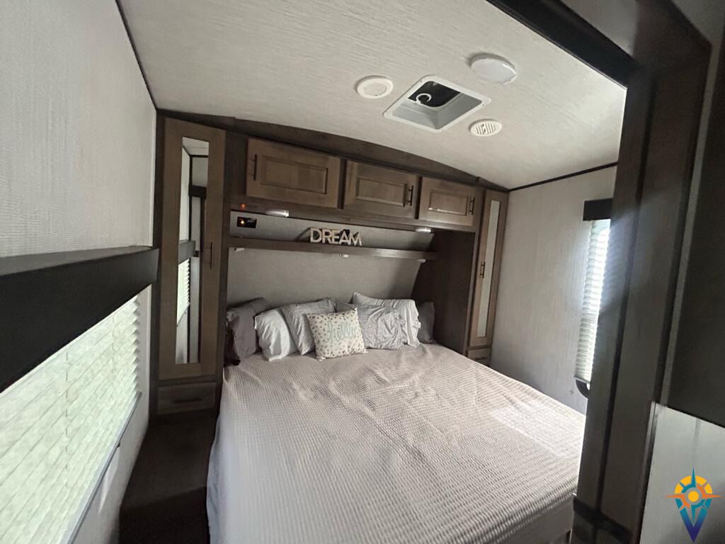 Spacious RV w/ 3BD Setup Toy Hauler