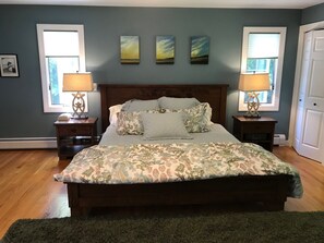 3 bedrooms, iron/ironing board, WiFi, bed sheets - Large 3-bedroom house with WiFi and AC in Great Barrington (Great Barrington)