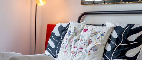 2 chambres, fer et planche Ă repasser, Wi-Fi gratuit, draps fournis