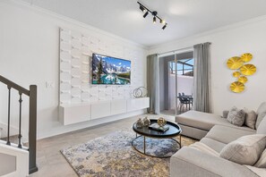 TV - Brand New Home 5 Bedrooms/4 Baths At Storey Lake (Kissimmee)