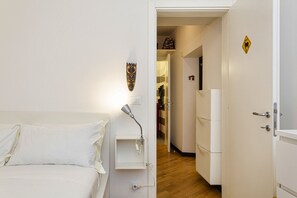 Bügeleisen/Bügelbrett, kostenloses WLAN, Bettwäsche