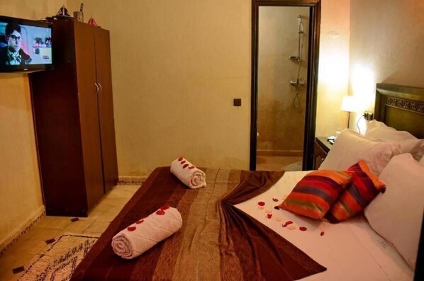 Classic Double Room | Free WiFi - RIAD HANAFI (Marrakech)