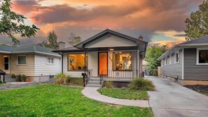 Exterior - Relaxing & Stylish: Close to Downtown ~ Yard ~ Pkg (Salt Lake City)