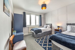 6 bedrooms, iron/ironing board, free WiFi, bed sheets