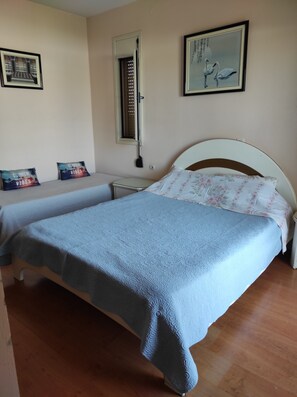 1 bedroom, iron/ironing board, free WiFi, bed sheets